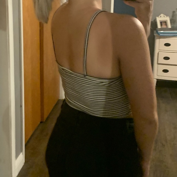 CROP TOP - Picture 3 of 6